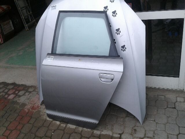 bontott AUDI A6 C6 Bal hátsó Ajtóhatároló