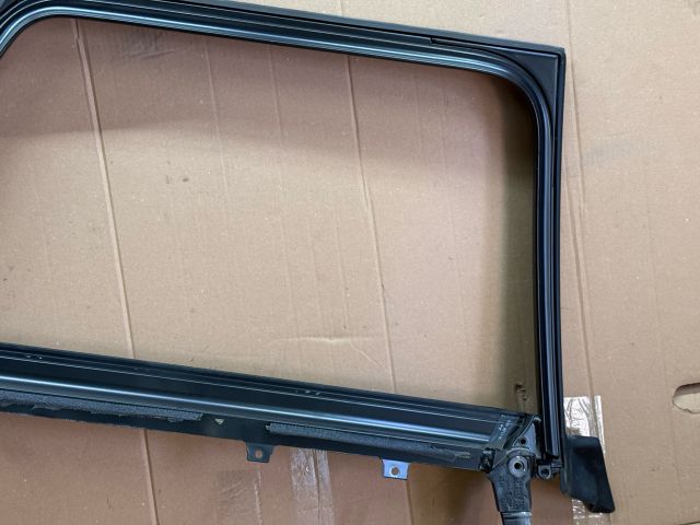 bontott AUDI A6 C6 Bal hátsó Ajtókeret