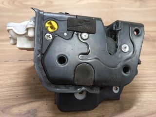 bontott AUDI A6 C6 Bal hátsó Ajtózár