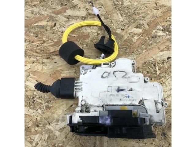 bontott AUDI A6 C6 Bal hátsó Ajtózár