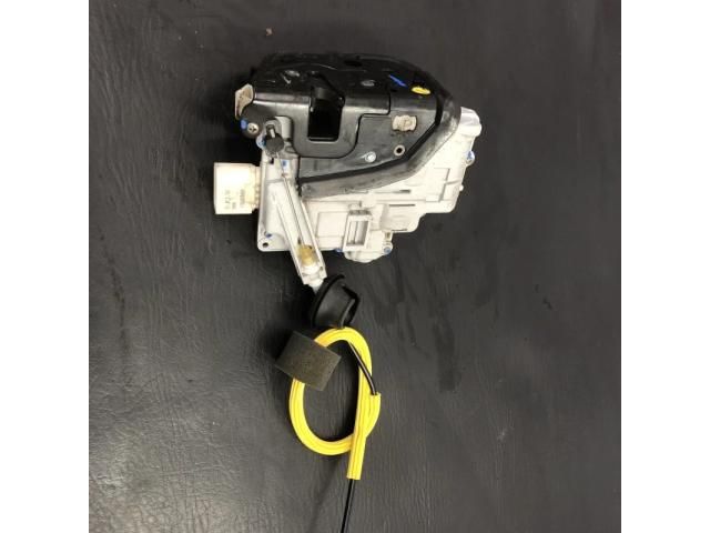 bontott AUDI A6 C6 Bal hátsó Ajtózár