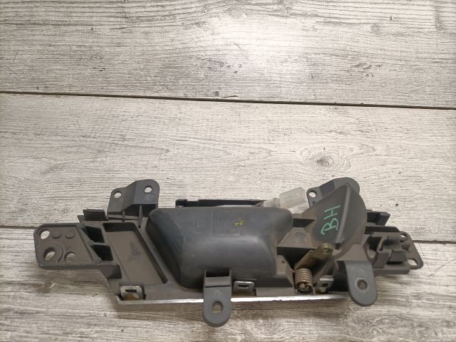 bontott AUDI A6 C6 Bal hátsó Belső Kilincs