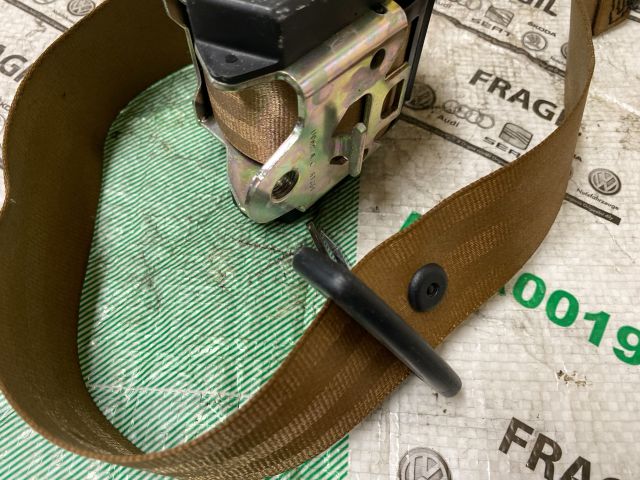 bontott AUDI A6 C6 Bal hátsó Biztonsági Öv