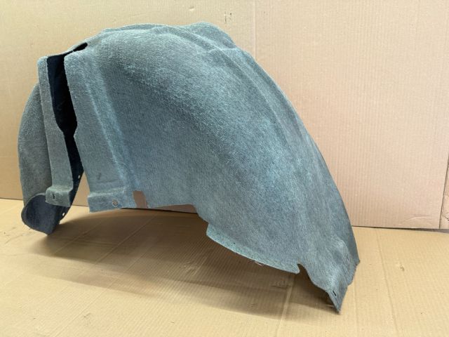 bontott AUDI A6 C6 Bal hátsó Dobbetét (Kerékjárati, Műanyag)