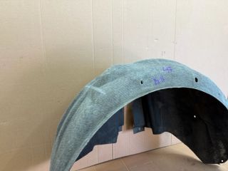 bontott AUDI A6 C6 Bal hátsó Dobbetét (Kerékjárati, Műanyag)