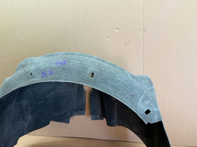 bontott AUDI A6 C6 Bal hátsó Dobbetét (Kerékjárati, Műanyag)