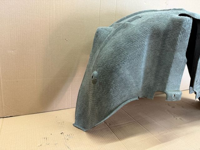 bontott AUDI A6 C6 Bal hátsó Dobbetét (Kerékjárati, Műanyag)