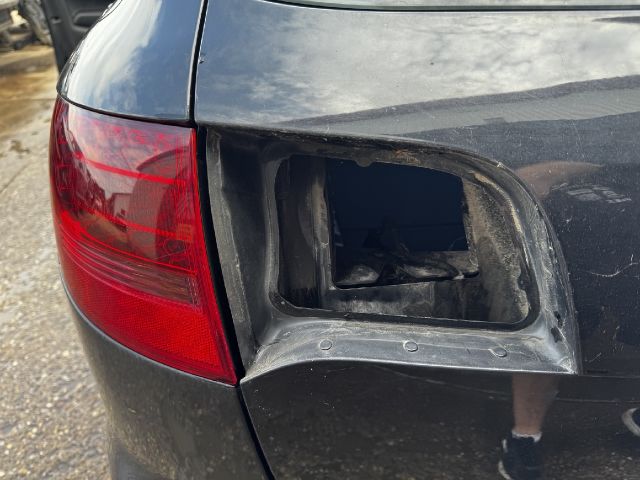 bontott AUDI A6 C6 Bal hátsó Felső Zsanér