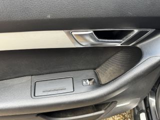 bontott AUDI A6 C6 Bal hátsó Felső Zsanér