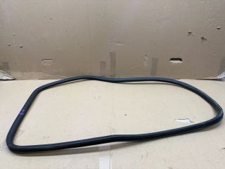 bontott AUDI A6 C6 Bal hátsó Gumikéder