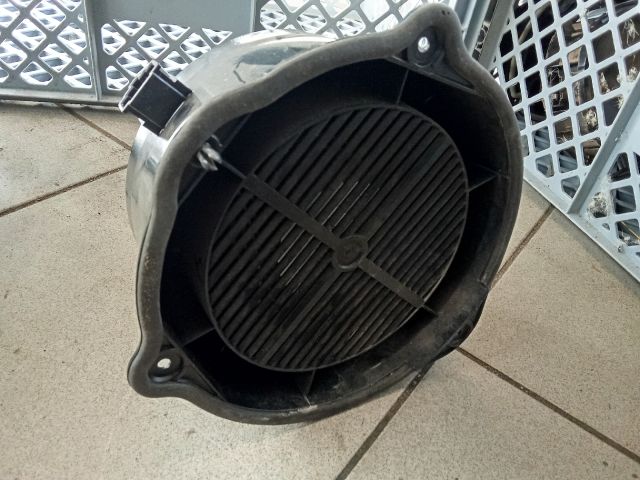 bontott AUDI A6 C6 Bal hátsó Hangszóró