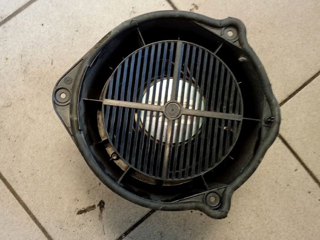 bontott AUDI A6 C6 Bal hátsó Hangszóró