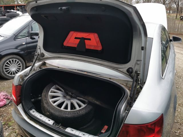 bontott AUDI A6 C6 Bal hátsó Kapaszkodó (Felső)