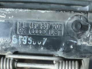 bontott AUDI A6 C6 Bal hátsó Külső Kilincs