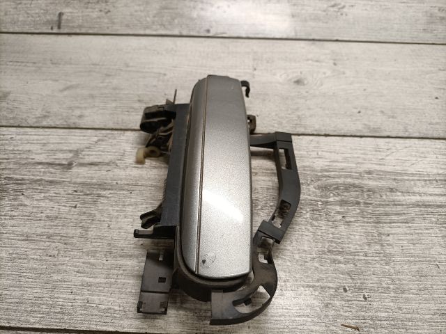 bontott AUDI A6 C6 Bal hátsó Külső Kilincs