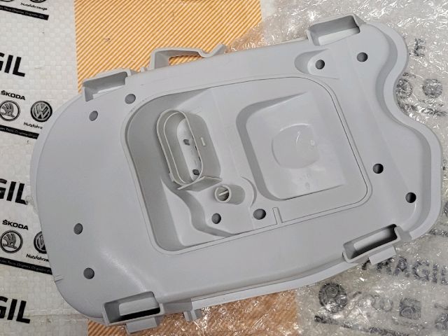 bontott AUDI A6 C6 Bal Hátsó Lámpa Foglalat