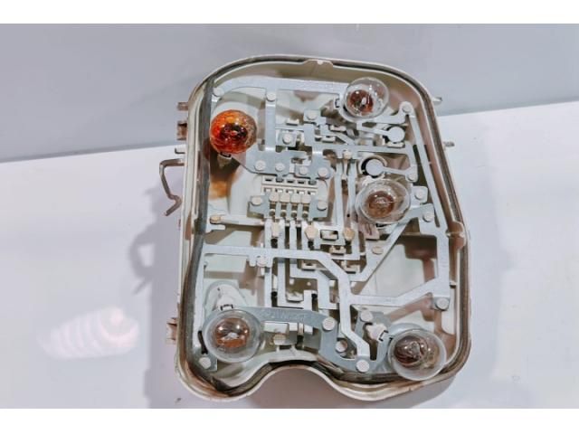 bontott AUDI A6 C6 Bal Hátsó Lámpa Foglalat