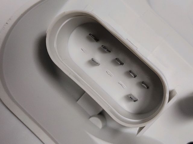 bontott AUDI A6 C6 Bal Hátsó Lámpa Foglalat