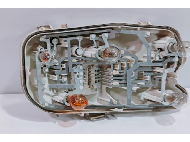 bontott AUDI A6 C6 Bal Hátsó Lámpa Foglalat