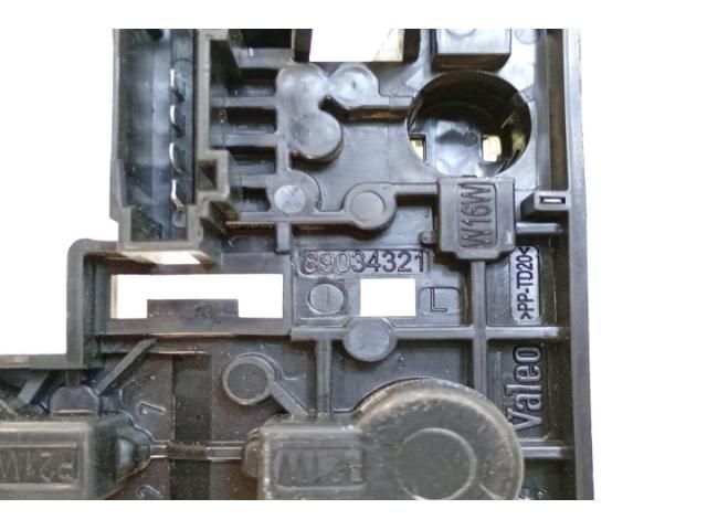 bontott AUDI A6 C6 Bal Hátsó Lámpa Foglalat