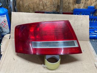bontott AUDI A6 C6 Bal Hátsó Lámpa