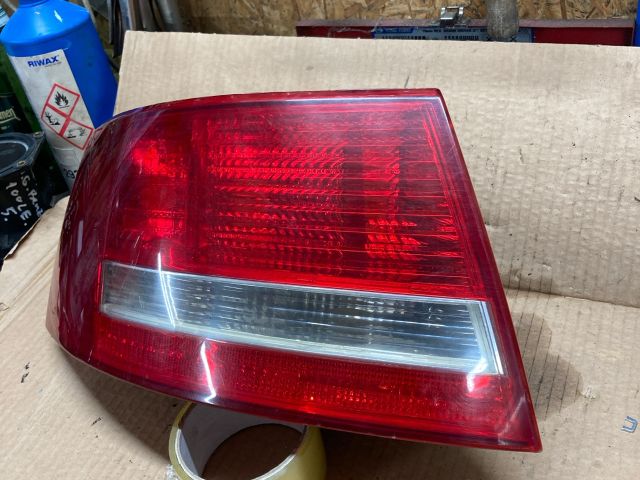 bontott AUDI A6 C6 Bal Hátsó Lámpa