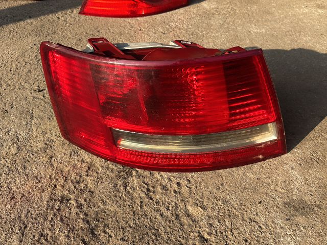 bontott AUDI A6 C6 Bal Hátsó Lámpa