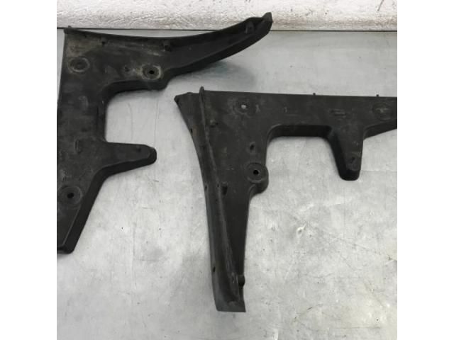 bontott AUDI A6 C6 Bal hátsó Lökhárító Tartó (Műanyag)