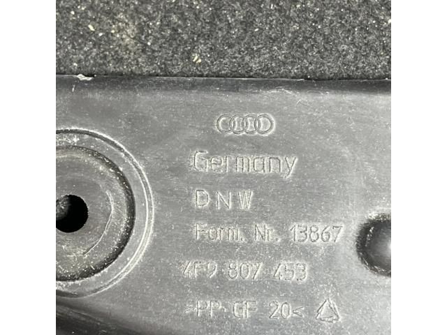 bontott AUDI A6 C6 Bal hátsó Oldal Lökhárító Tartó (Műanyag)