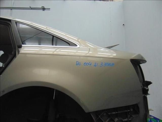 bontott AUDI A6 C6 Bal hátsó Sárvédő