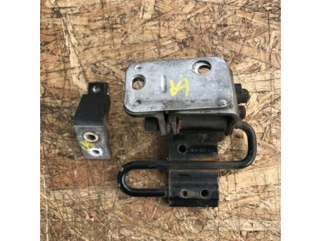 bontott AUDI A6 C6 Bal hátsó Zsanér