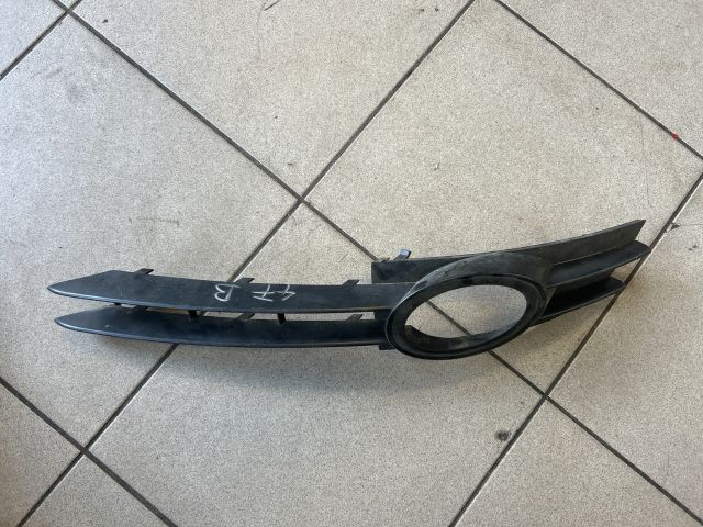 bontott AUDI A6 C6 Bal Ködlámpa Rács