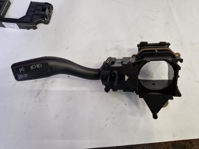 bontott AUDI A6 C6 Bal Kormánykapcsoló Irányjelző