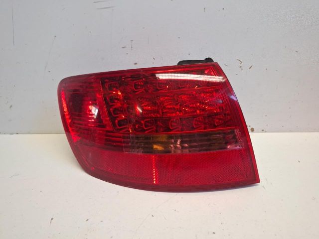 bontott AUDI A6 C6 Bal Külső Hátsó Lámpa