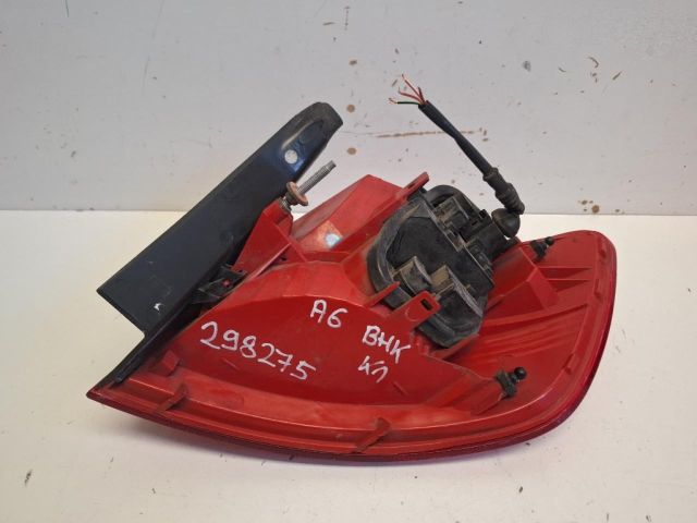 bontott AUDI A6 C6 Bal Külső Hátsó Lámpa