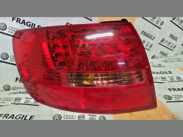 bontott AUDI A6 C6 Bal Külső Hátsó Lámpa