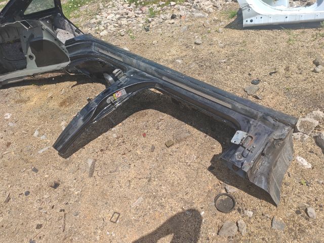 bontott AUDI A6 C6 Bal Küszöb