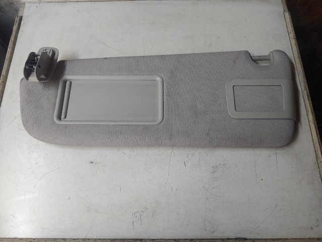 bontott AUDI A6 C6 Bal Napellenző