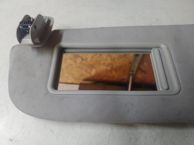 bontott AUDI A6 C6 Bal Napellenző