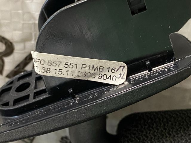 bontott AUDI A6 C6 Bal Napellenző