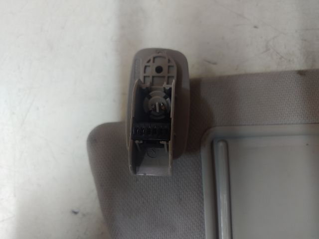 bontott AUDI A6 C6 Bal Napellenző