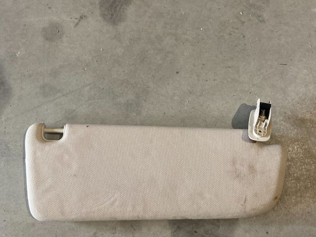 bontott AUDI A6 C6 Bal Napellenző