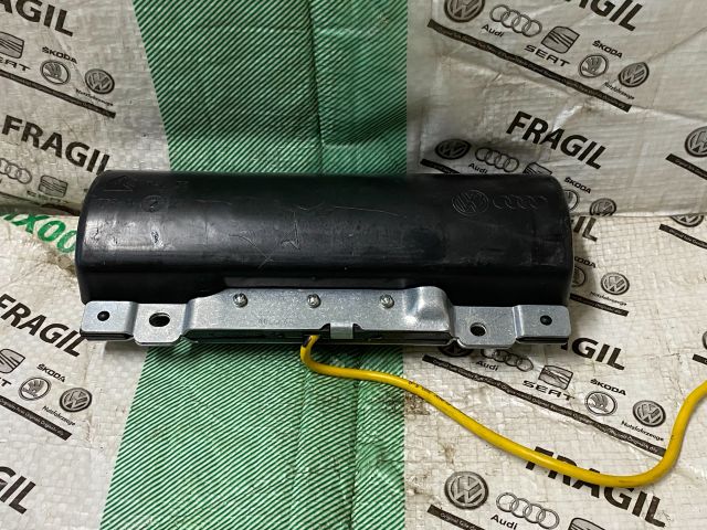 bontott AUDI A6 C6 Bal Oldallégzsák