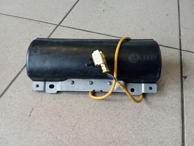 bontott AUDI A6 C6 Bal Oldallégzsák