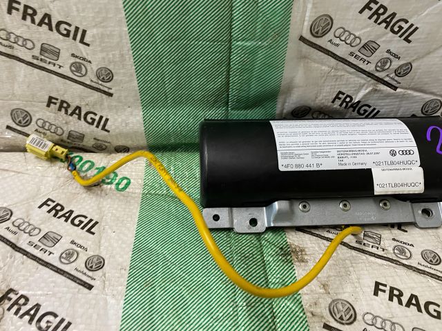 bontott AUDI A6 C6 Bal Oldallégzsák