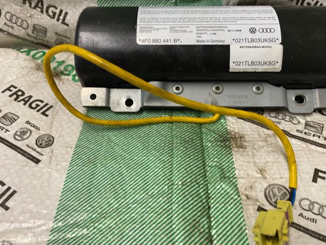 bontott AUDI A6 C6 Bal Oldallégzsák