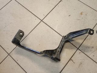 bontott AUDI A6 C6 Bal Sárvédő Oldaltartó