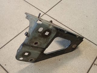 bontott AUDI A6 C6 Bal Sárvédő Oldaltartó