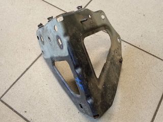 bontott AUDI A6 C6 Bal Sárvédő Oldaltartó