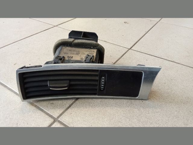 bontott AUDI A6 C6 Bal Szellőző